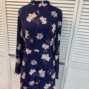 NWT- Floral Navy Dress long sleeves Medium